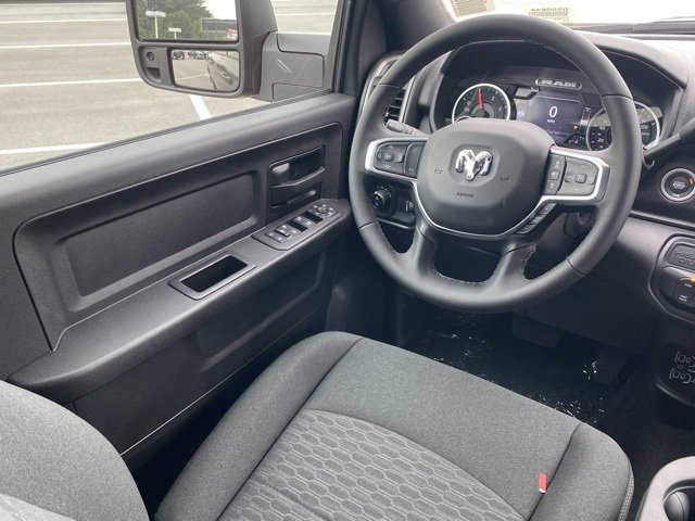 New 2025 RAM 2500 Tradesman image 32