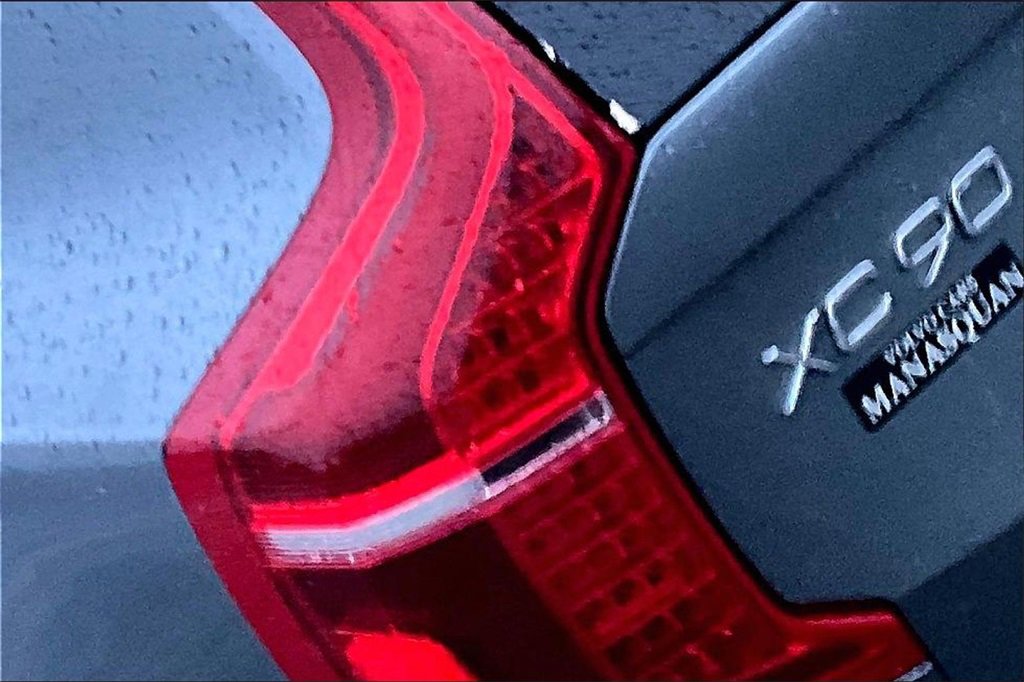 Used 2019 Volvo XC90 T6 Inscription w/ Protection Package image 27
