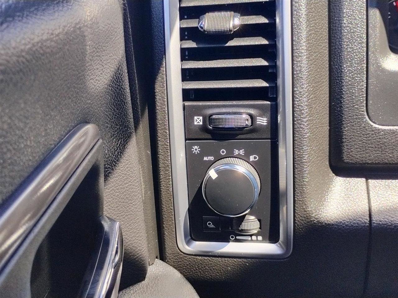 Used 2022 RAM 1500 Classic Warlock w/ Electronics Group AWD/4WD image 26