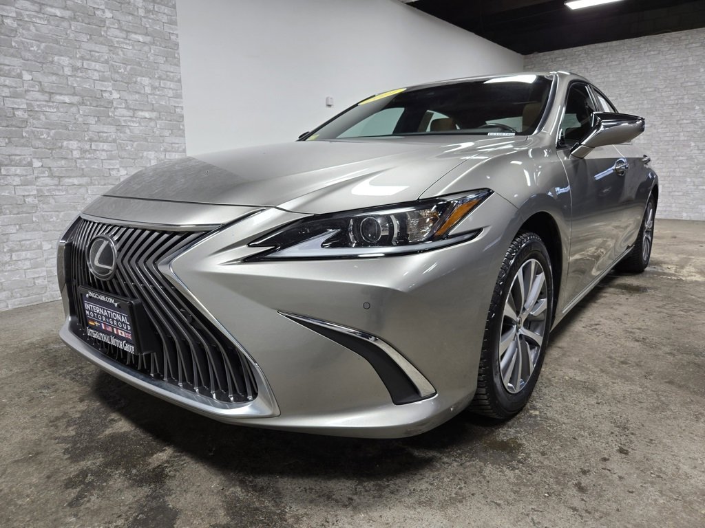 Used 2021 Lexus ES 350 w/ Premium Package image 5
