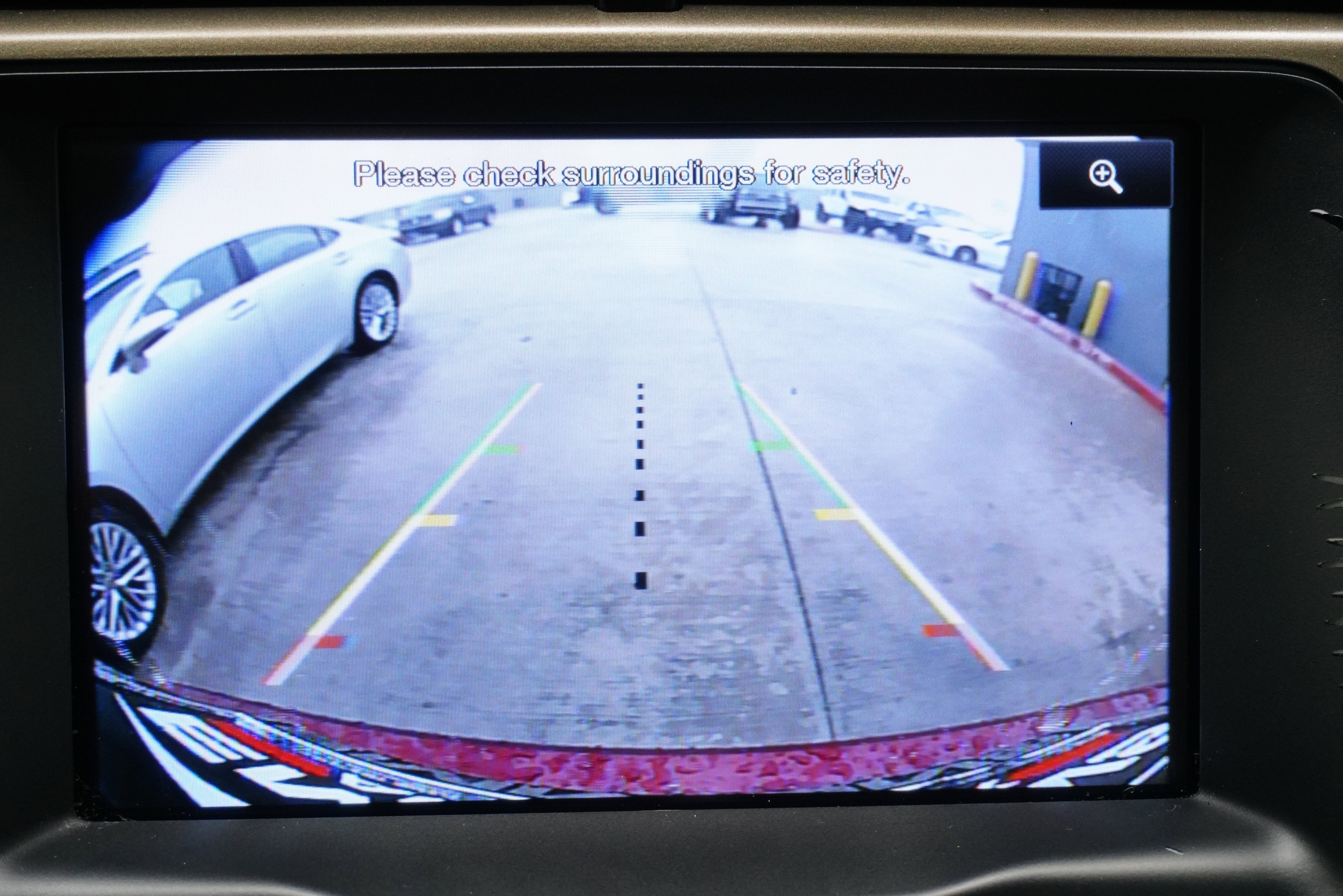 Used 2013 Ford Edge SEL FWD image 17