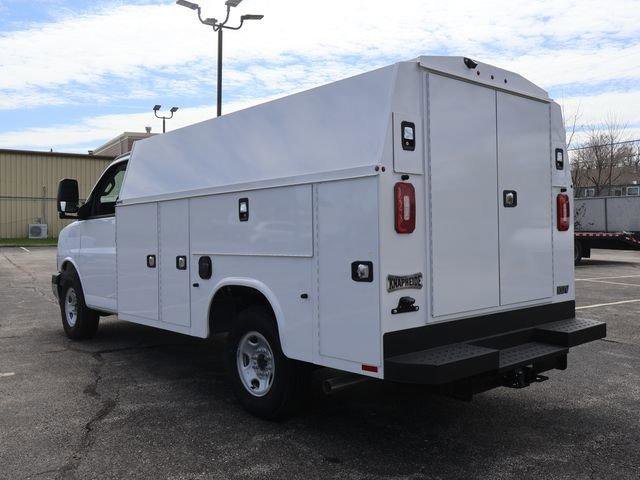 New 2025 GMC Savana 3500 w/ Power Convenience Package image 5