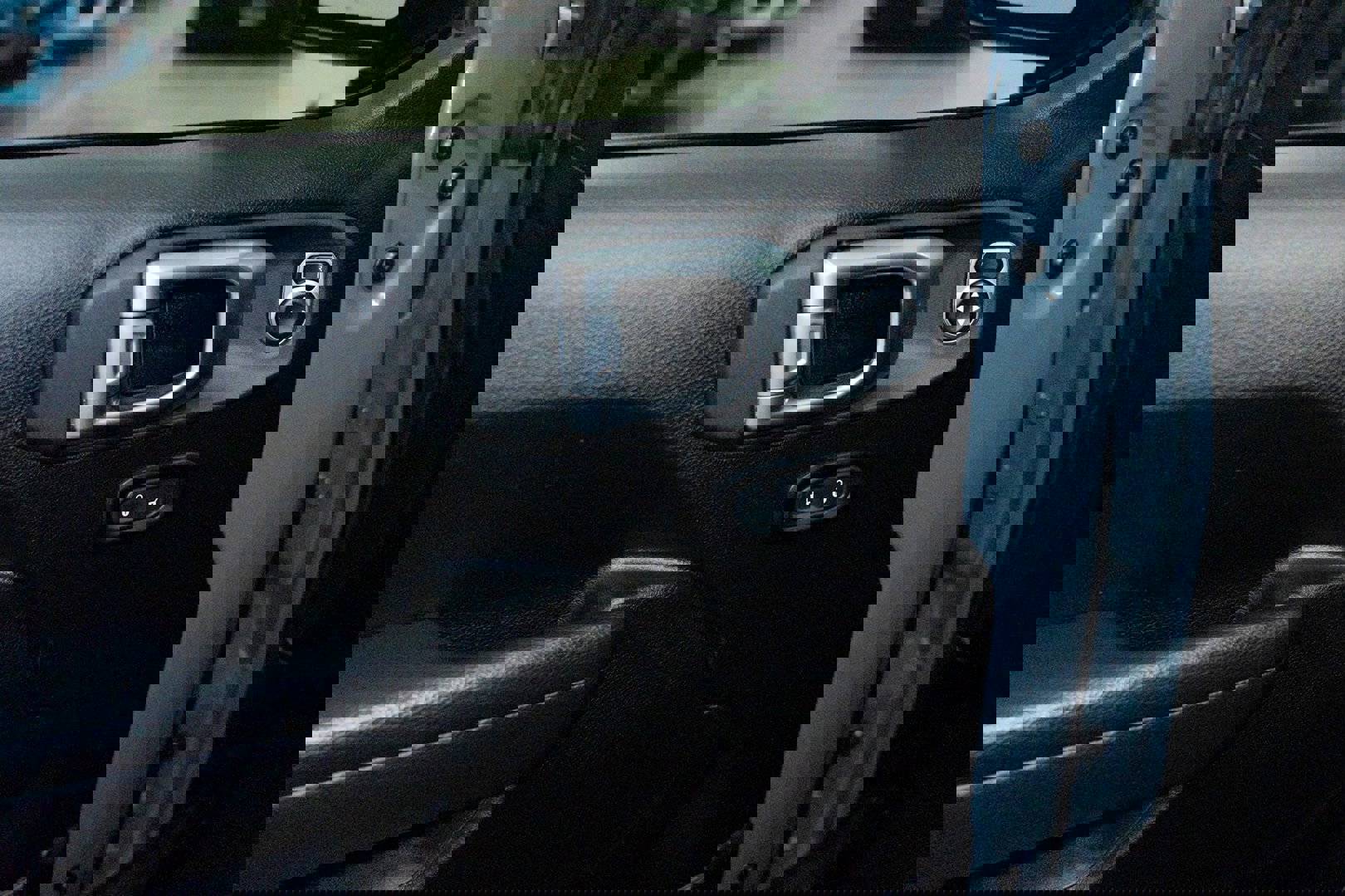 Used 2024 Jeep Wrangler Unlimited Rubicon 4xe w/ Convenience Group image 21