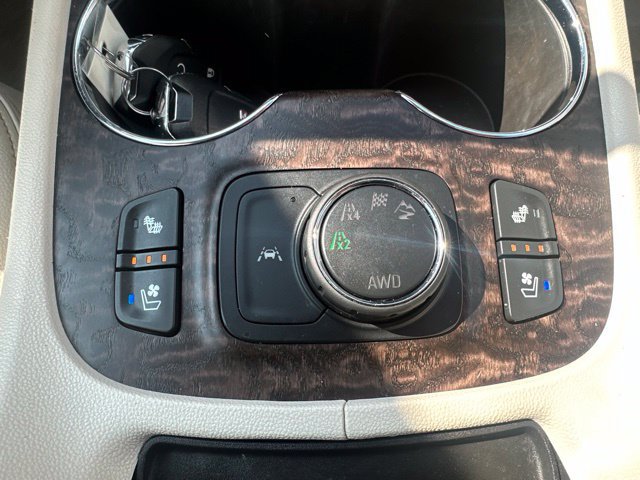 Used 2023 GMC Acadia Denali AWD/4WD image 39
