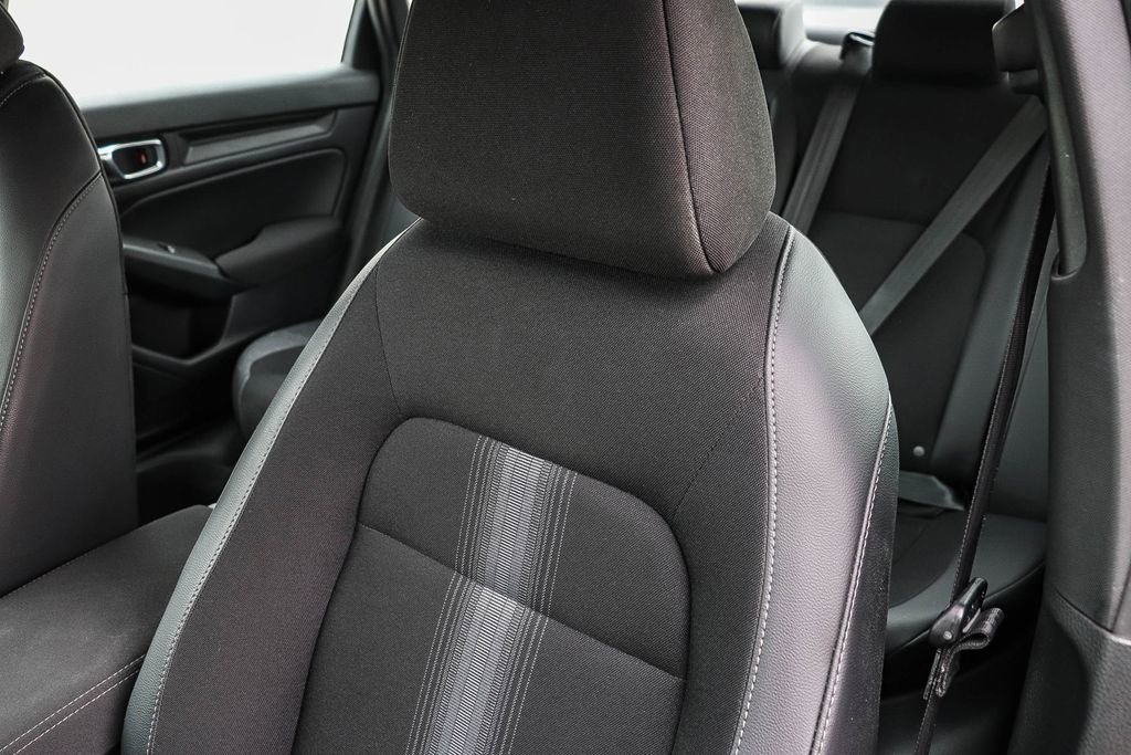 Used 2025 Honda Civic Sport image 25