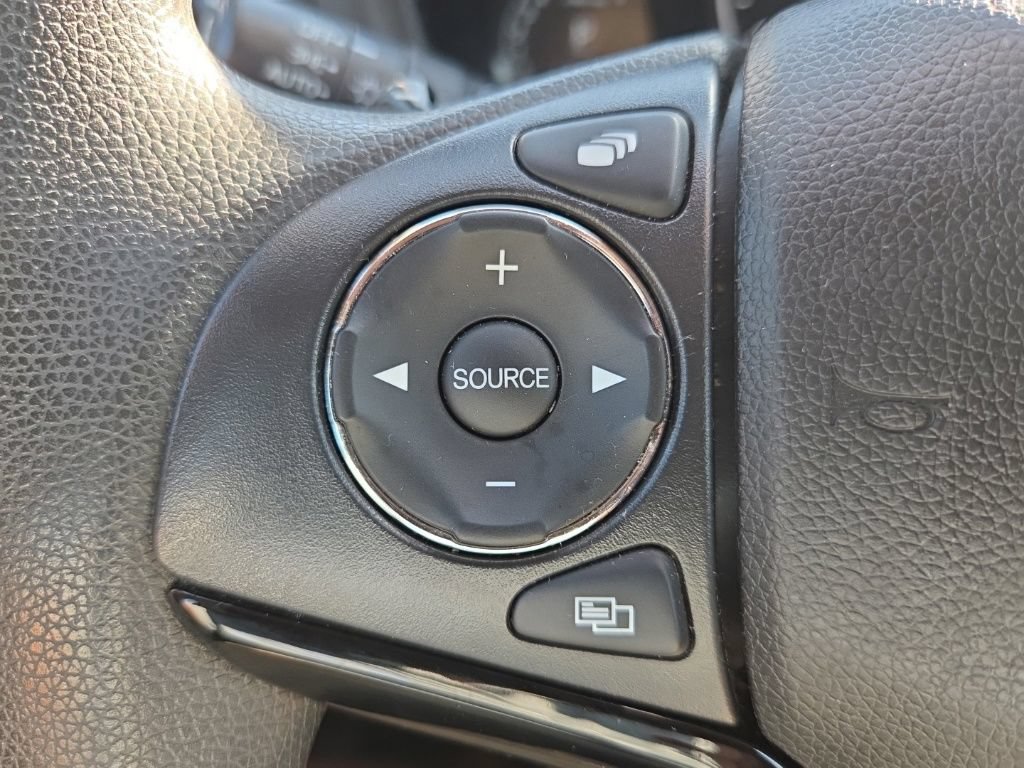 Used 2021 Honda HR-V EX image 35