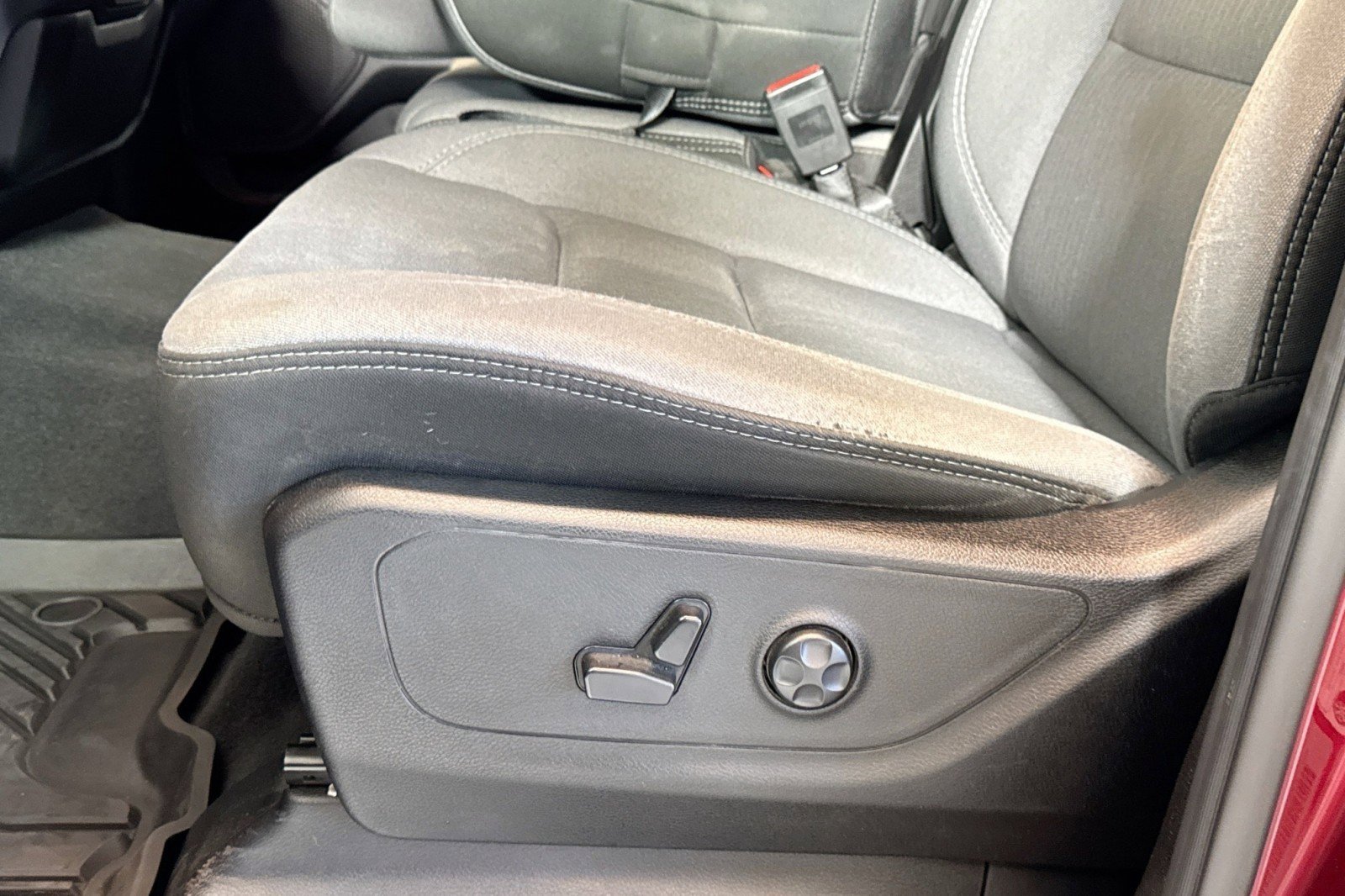 Used 2019 RAM 1500 Big Horn image 17