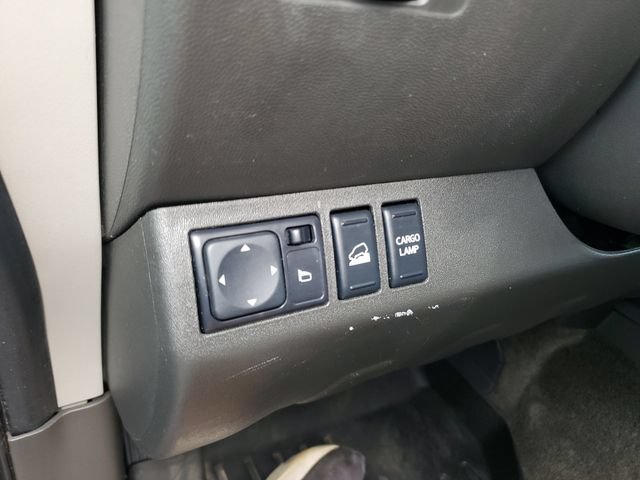 Used 2016 Nissan Frontier SV w/ SV Value Truck Package AWD/4WD image 19