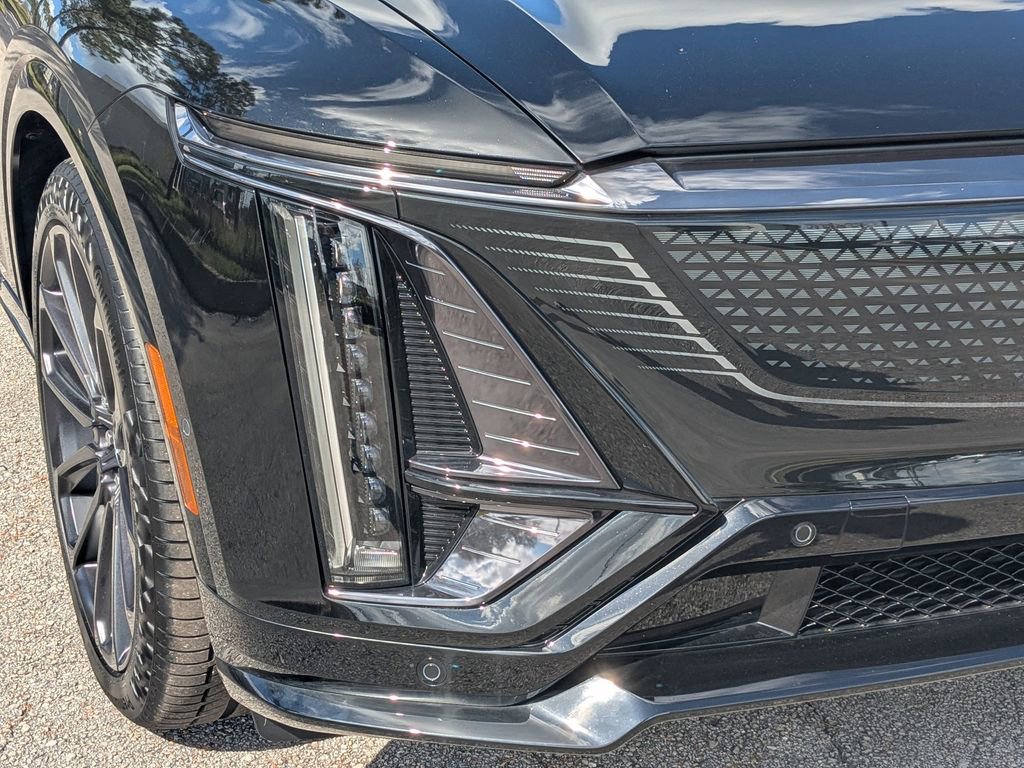 New 2026 Cadillac Lyriq V w/ LPO, Floor Liner Package image 9