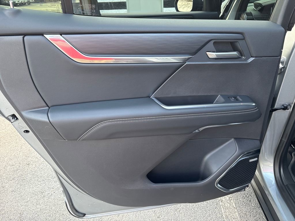 New 2026 GMC Acadia Elevation image 35