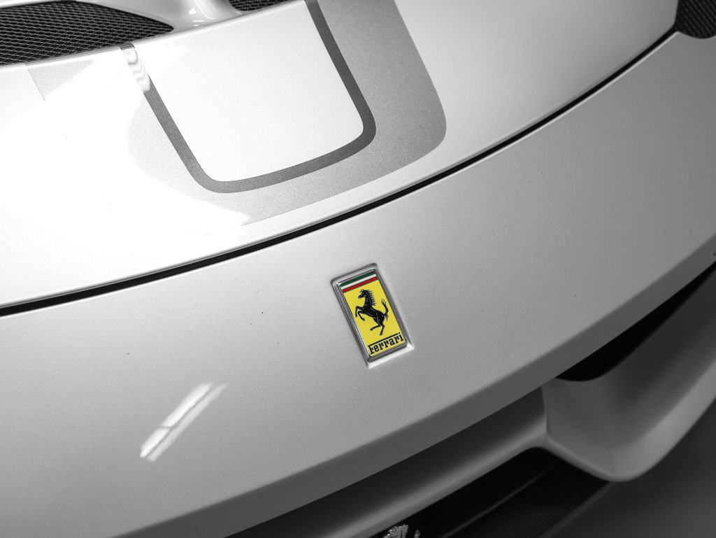 Certified 2015 Ferrari 458 Speciale A RWD image 8