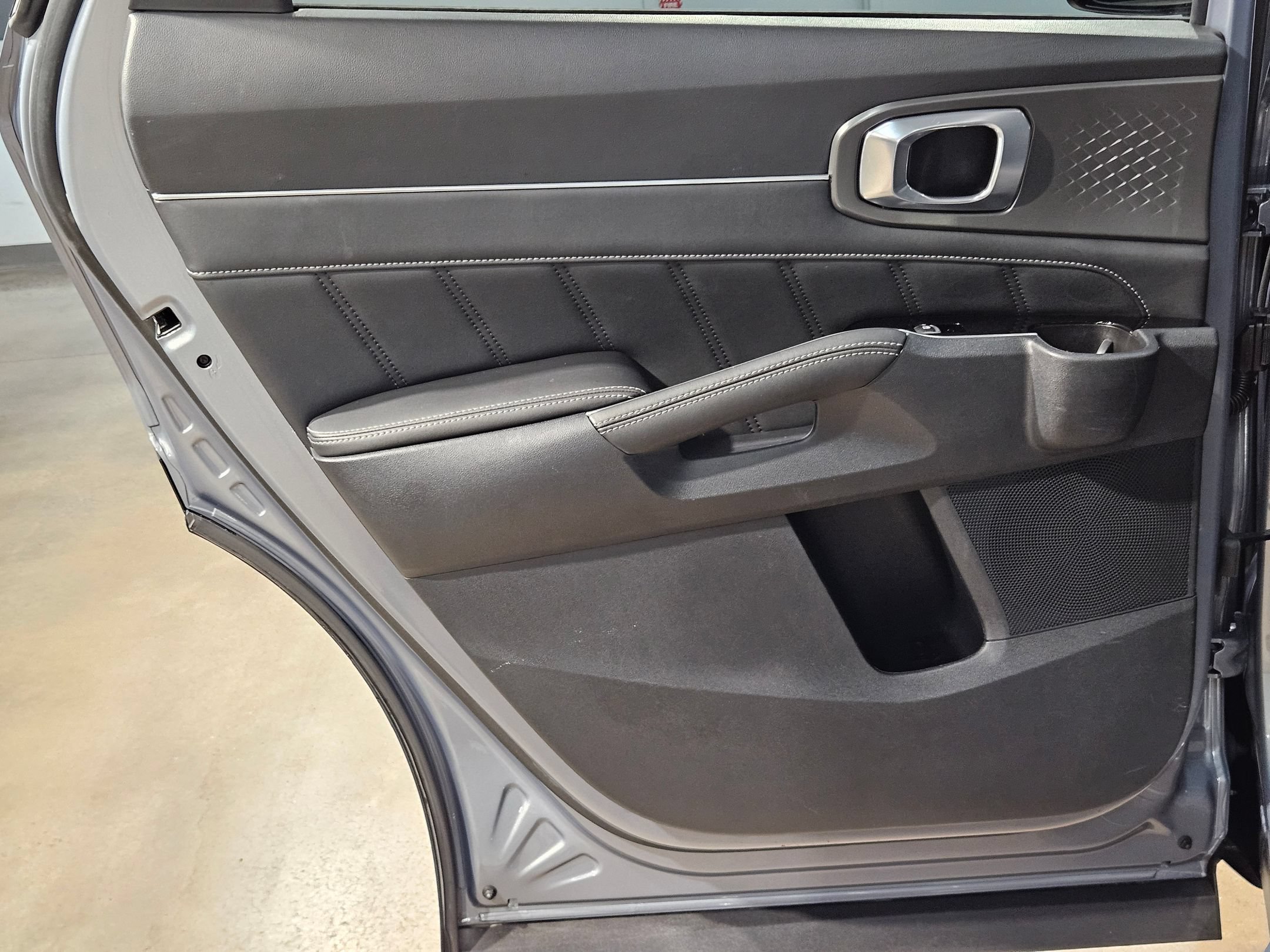 Used 2023 Kia Sorento SX AWD/4WD image 36