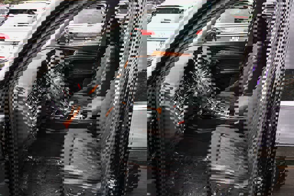 Used 2023 Audi Q5 2.0T Premium w/ Convenience Package image 19