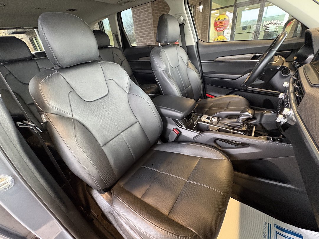 Used 2020 Kia Telluride EX image 31