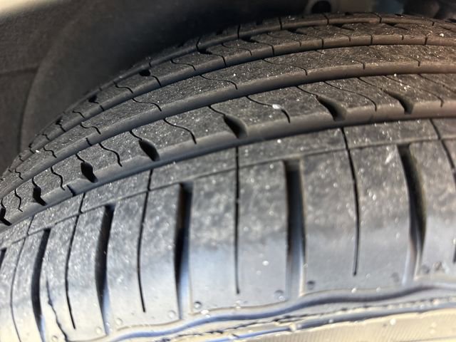 Used 2022 GMC Terrain SLT w/ Infotainment Package II image 43