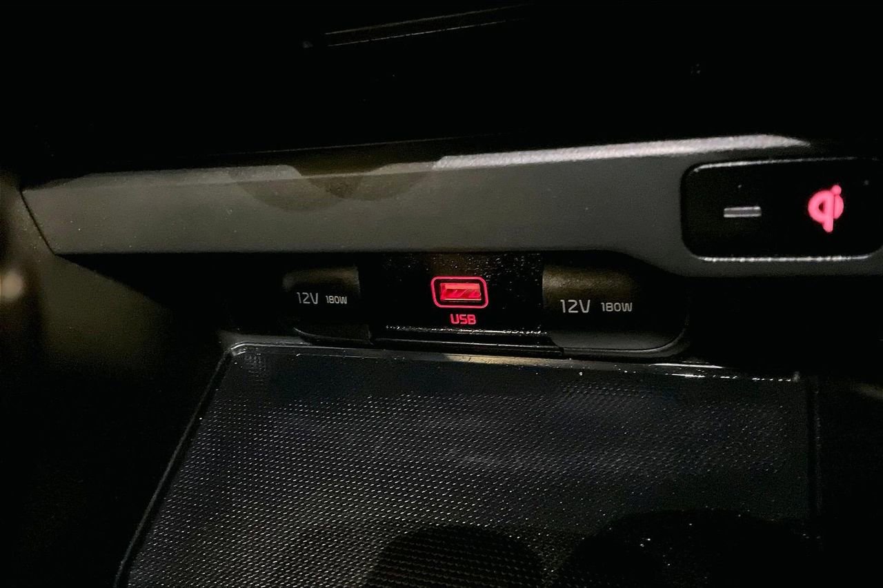 Used 2020 Kia Soul GT-Line w/ GT 2.0L Power Sunroof Package image 17