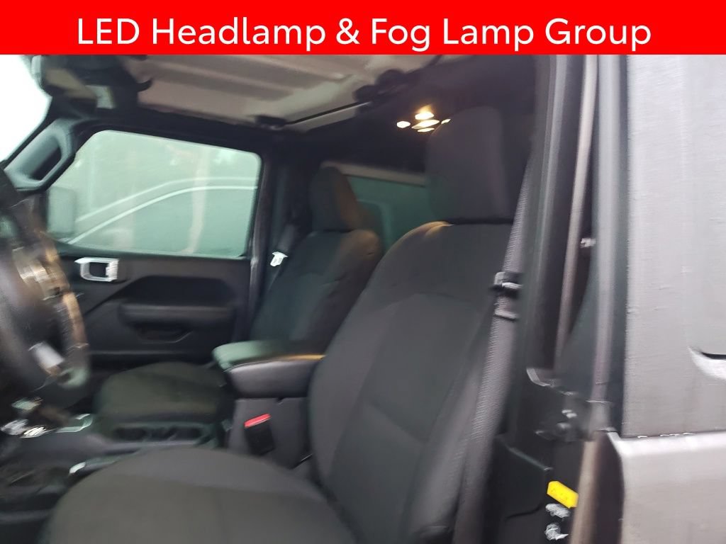 Used 2023 Jeep Wrangler Sport AWD/4WD image 7