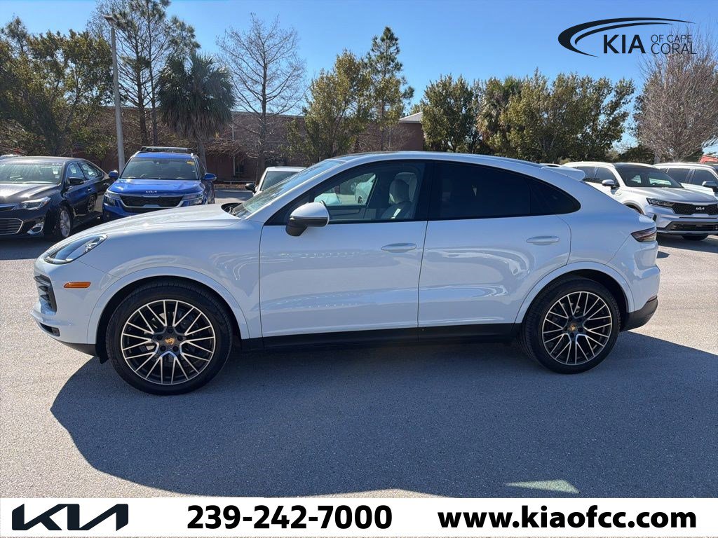 Used 2020 Porsche Cayenne image 3
