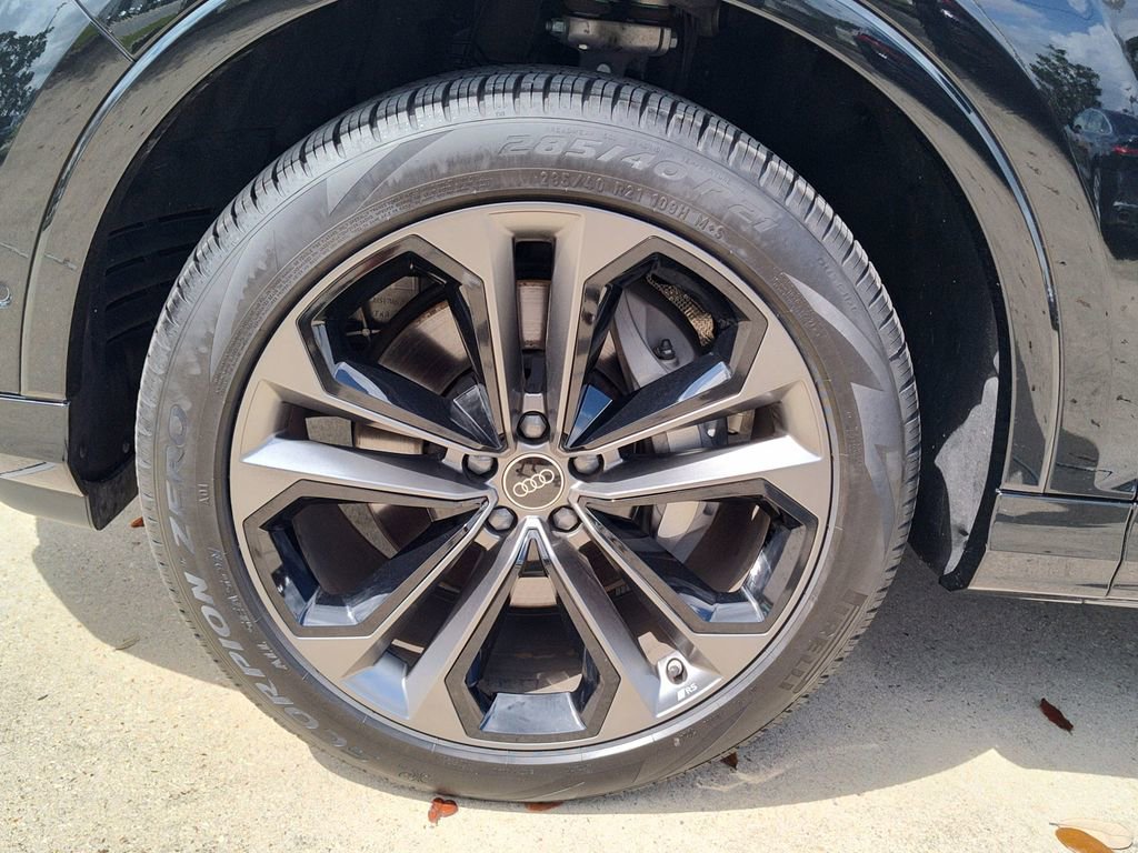 Certified 2025 Audi Q7 3.0T Premium Plus w/ Premium Plus Package image 18