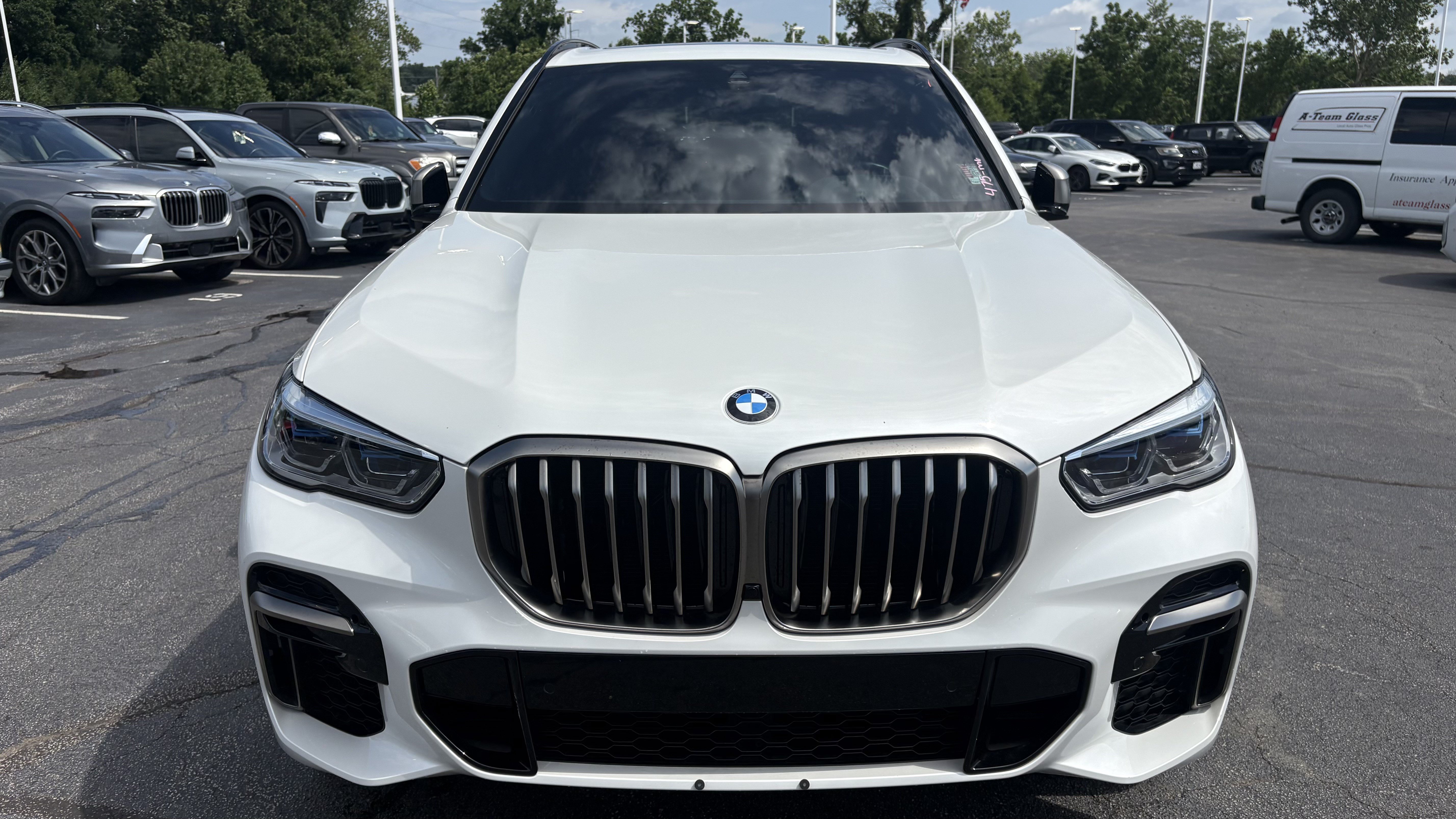 Used 2023 BMW X5 M50i w/ Executive Package AWD/4WD image 3