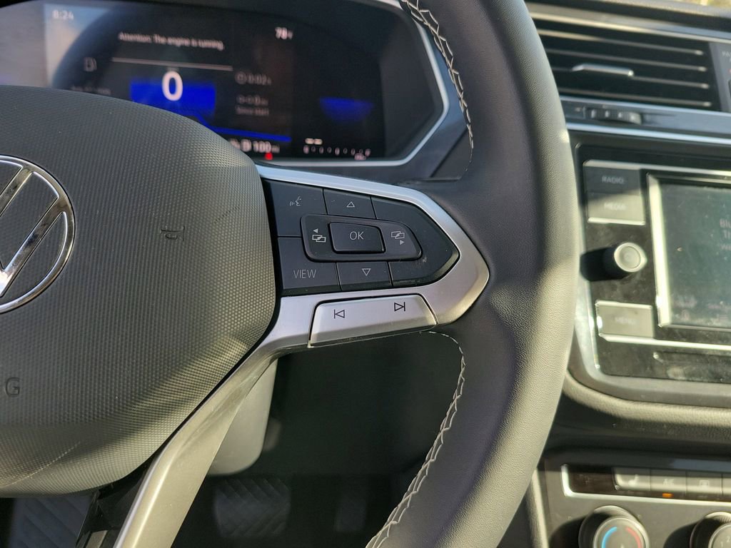 Used 2024 Volkswagen Tiguan S image 20