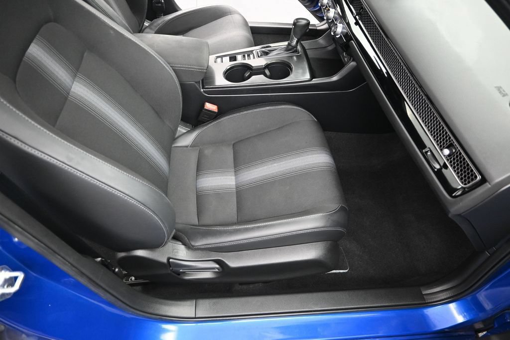 Used 2023 Honda Civic Sport image 11