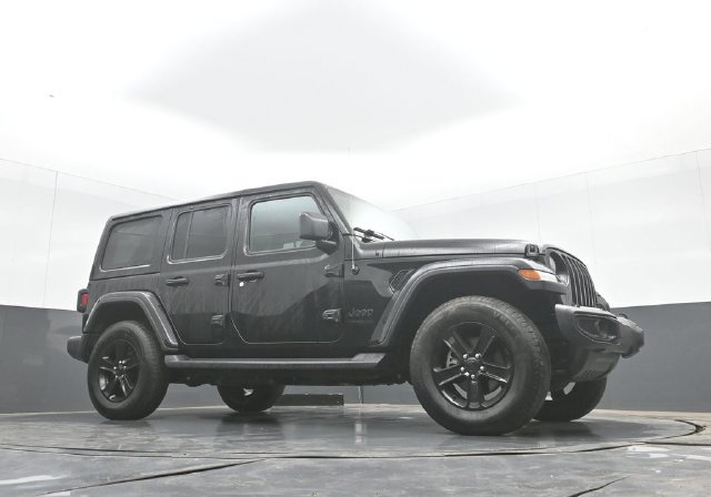 Used 2020 Jeep Wrangler Unlimited Sahara AWD/4WD image 36