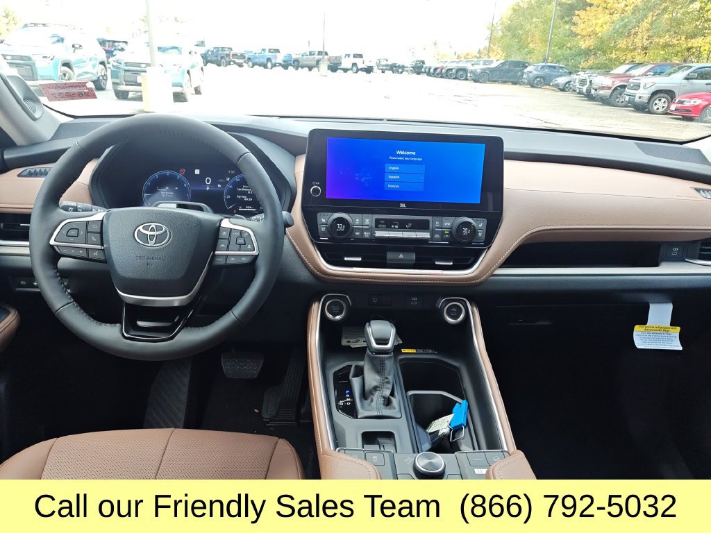 New 2026 Toyota Grand Highlander AWD image 12