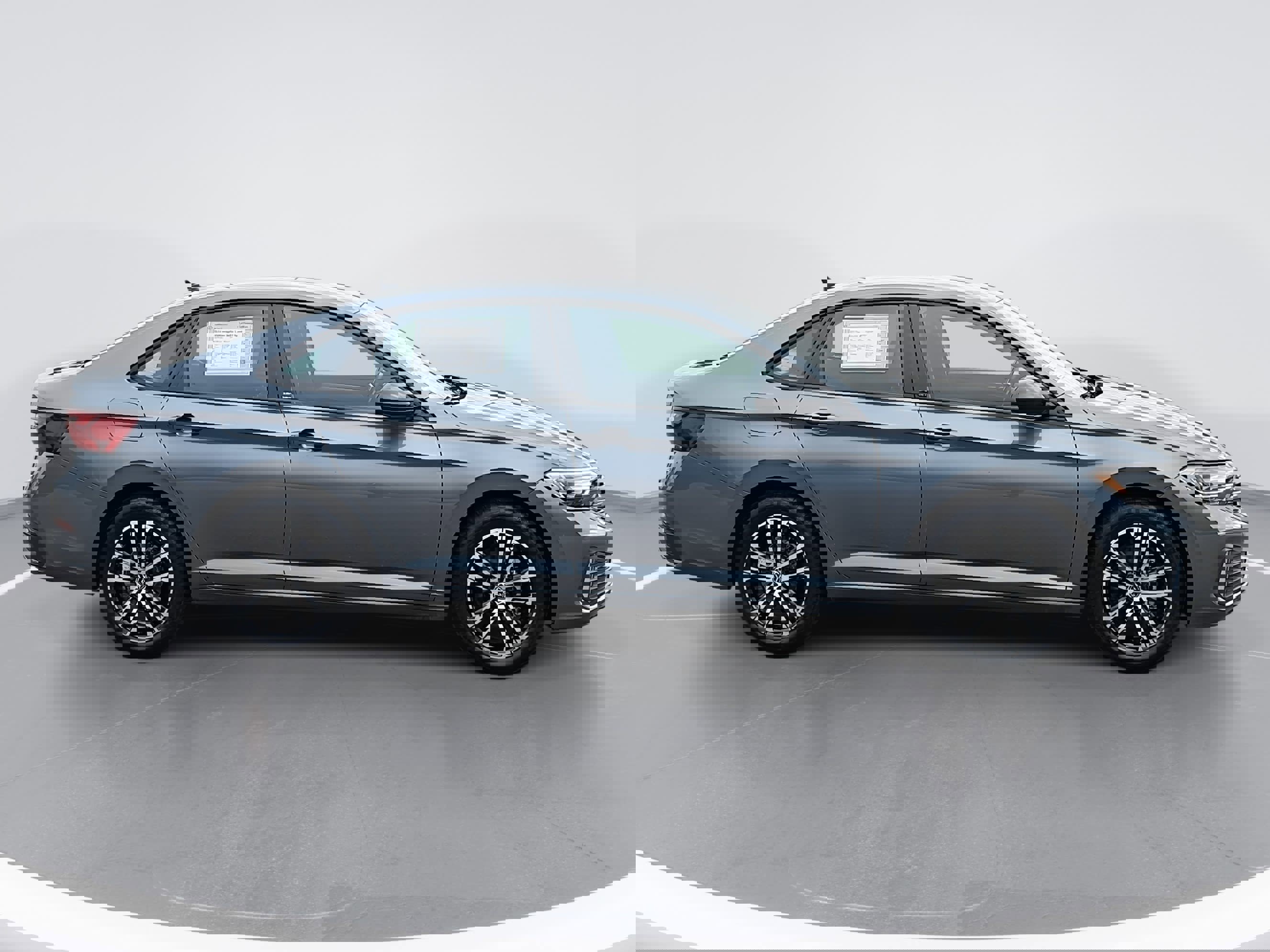 Certified 2024 Volkswagen Jetta Sport image 2