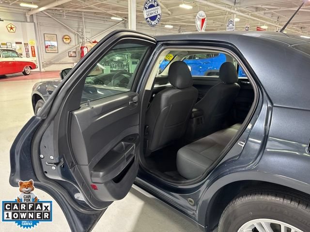 Used 2008 Chrysler 300 LX RWD image 28