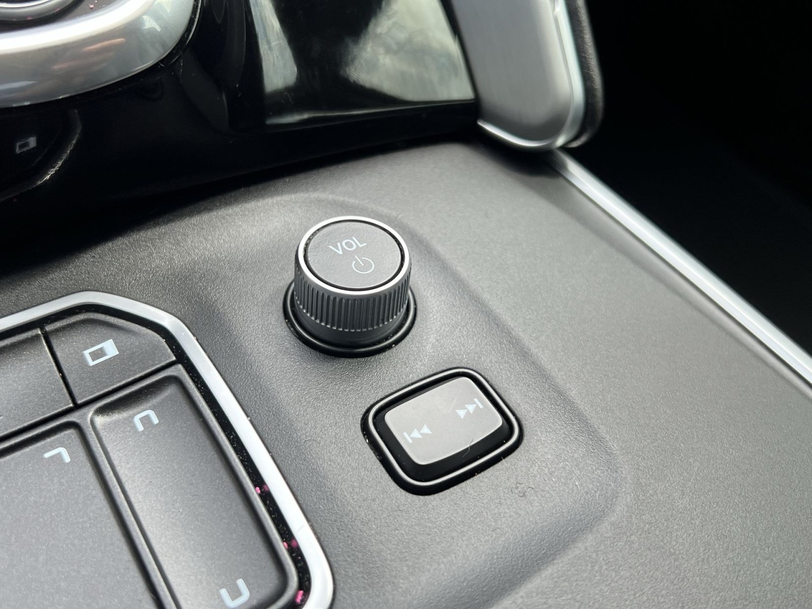 Certified 2025 Acura TLX w/ Technology Package FWD image 15
