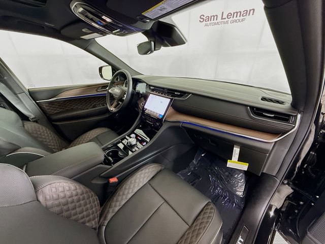 New 2025 Jeep Grand Cherokee Summit image 29