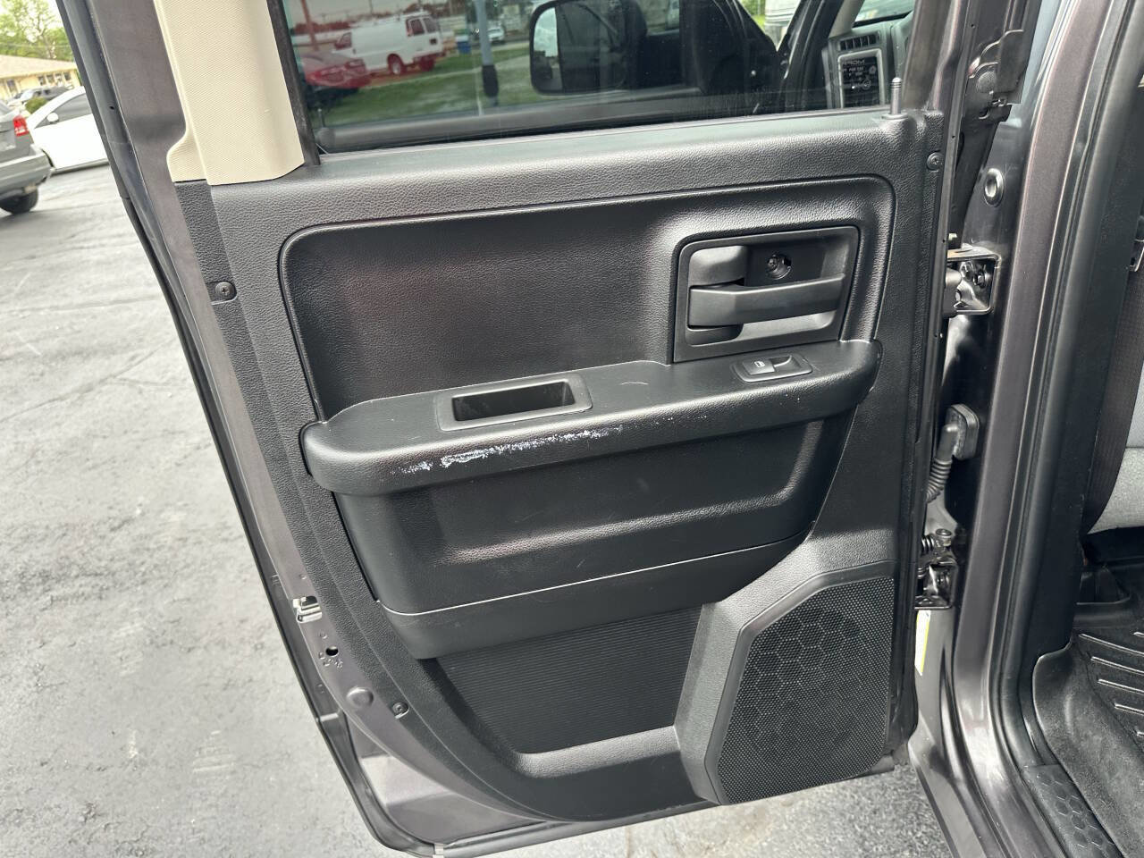 Used 2014 RAM 1500 Express image 16
