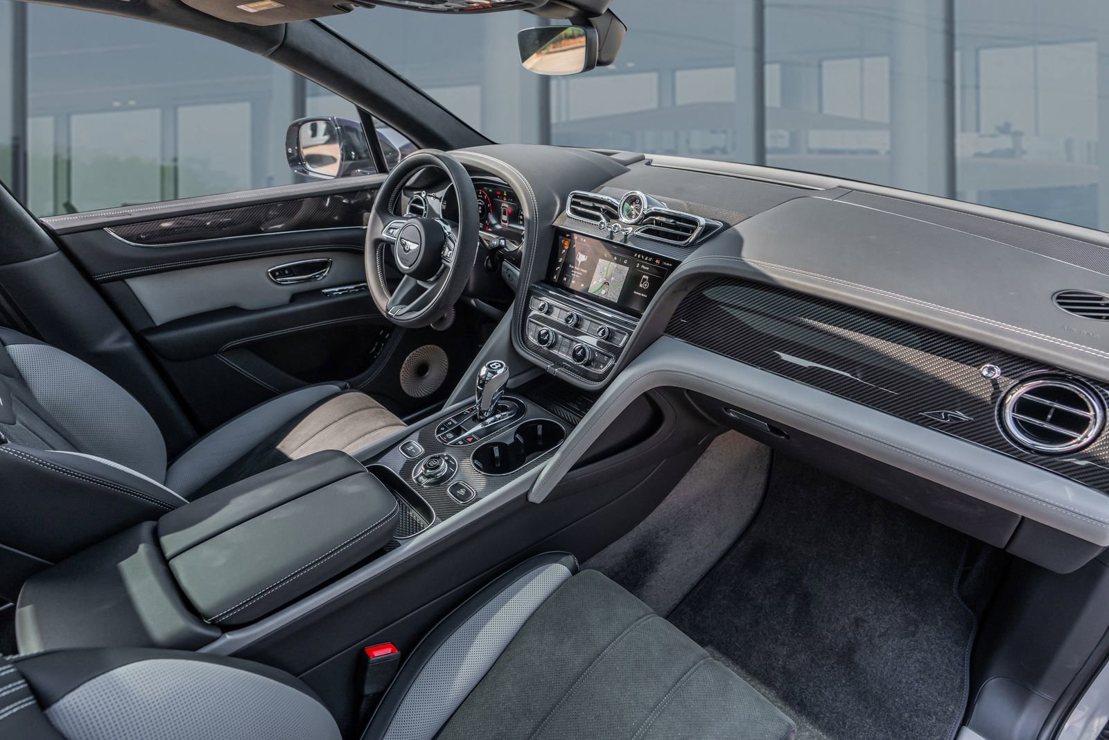 New 2025 Bentley Bentayga image 58