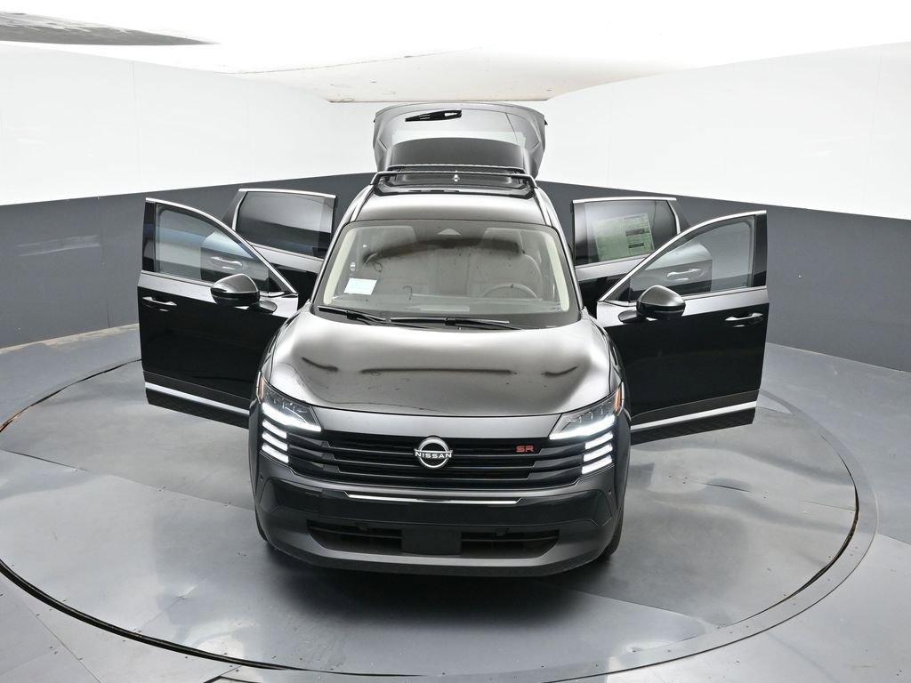 New 2025 Nissan Kicks SR FWD image 37
