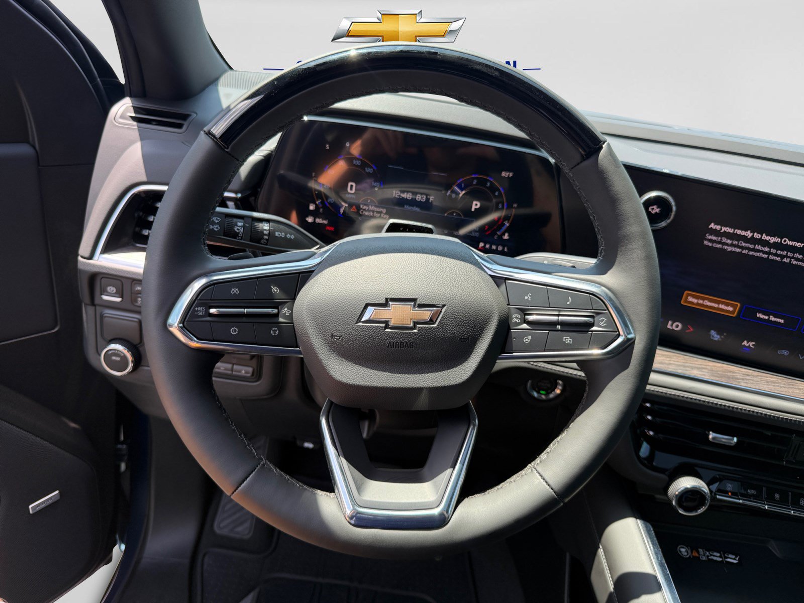 New 2026 Chevrolet Suburban LT w/ Advanced Technology Package RWD image 23