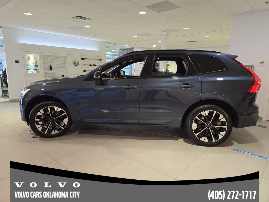 Certified 2026 Volvo XC60 B5 Plus w/ Protection Package Premier AWD/4WD image 3