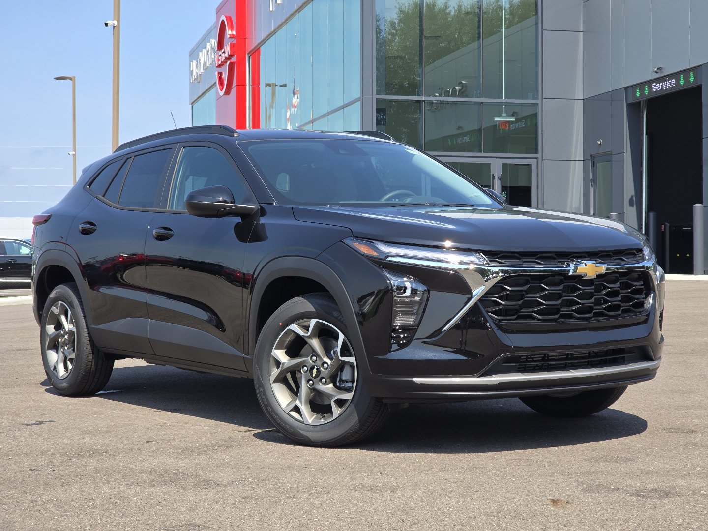 New 2026 Chevrolet Trax LT FWD image 1