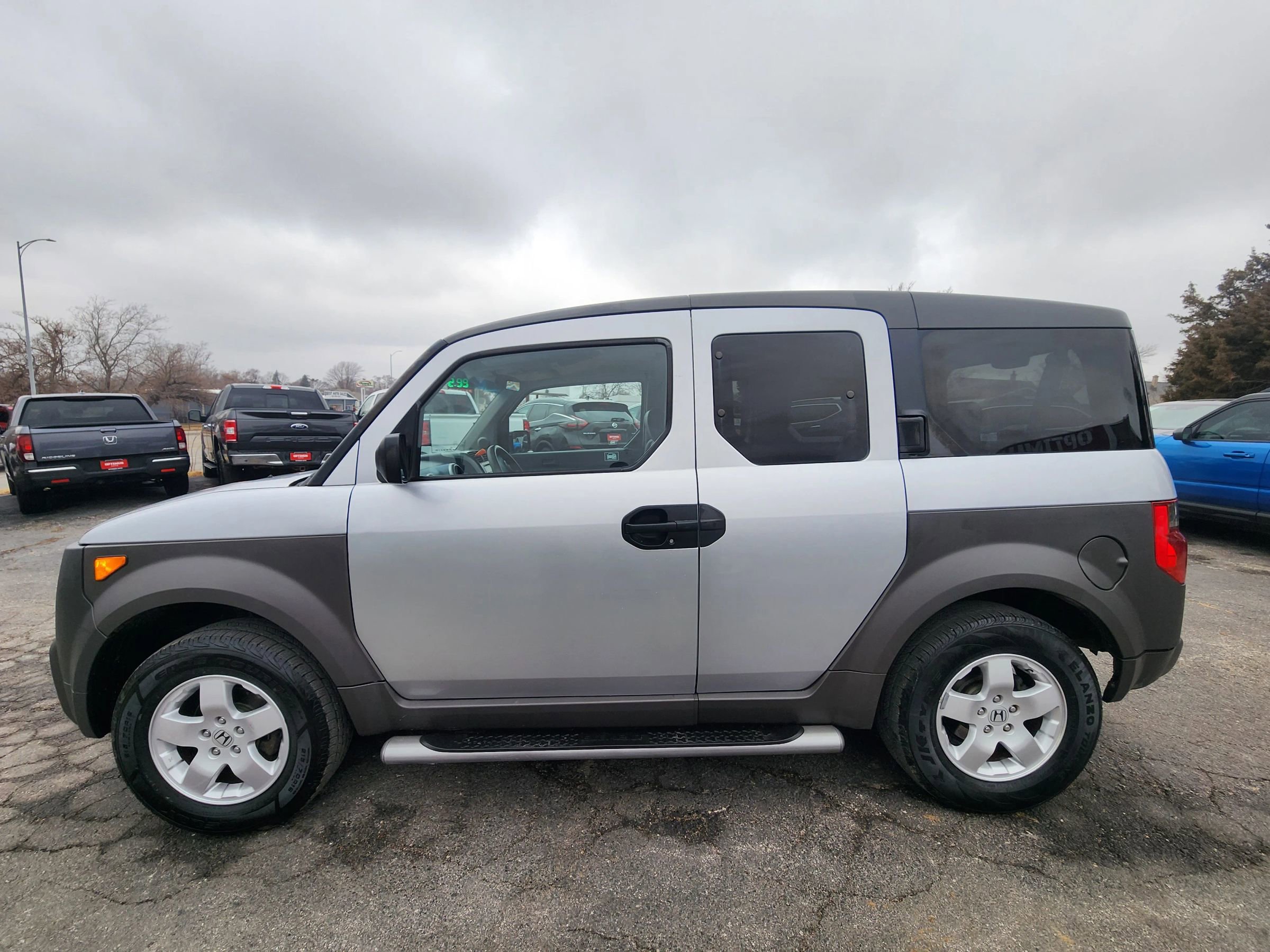 Used 2003 Honda Element EX image 4