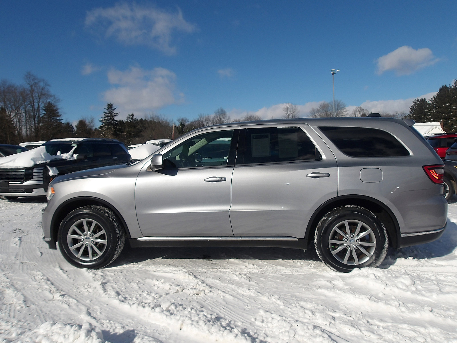 Used 2017 Dodge Durango SXT w/ 3rd Row Seating Group image 4