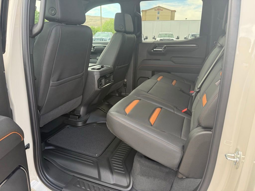 New 2026 GMC Sierra 1500 AT4 w/ AT4 Premium Package AWD/4WD image 24