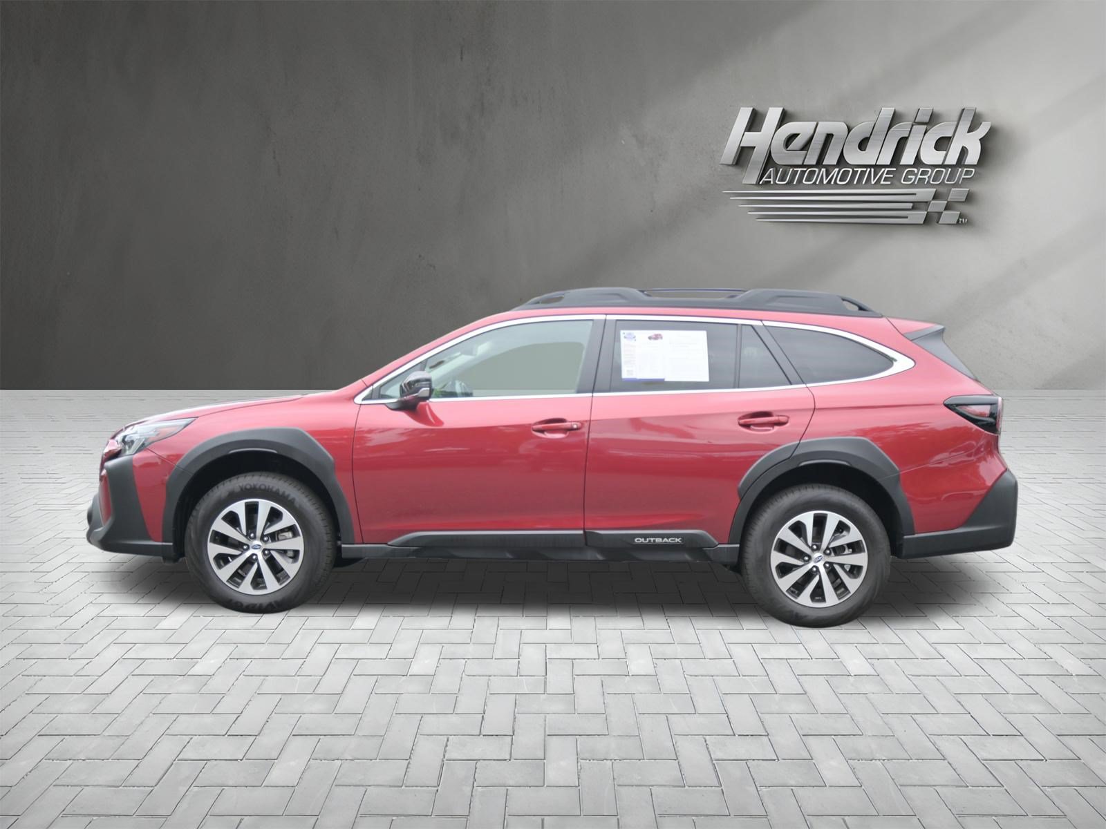 Certified 2025 Subaru Outback Premium AWD/4WD image 6