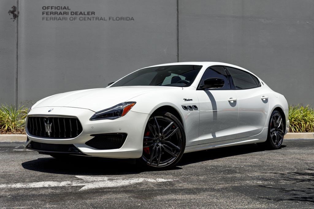 Used 2022 Maserati Quattroporte Modena RWD image 1
