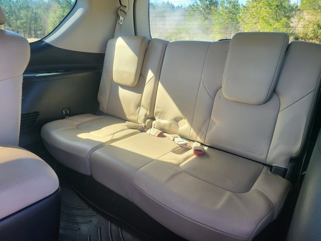 Used 2020 Nissan Armada Platinum w/ Captain's Chairs Package image 14