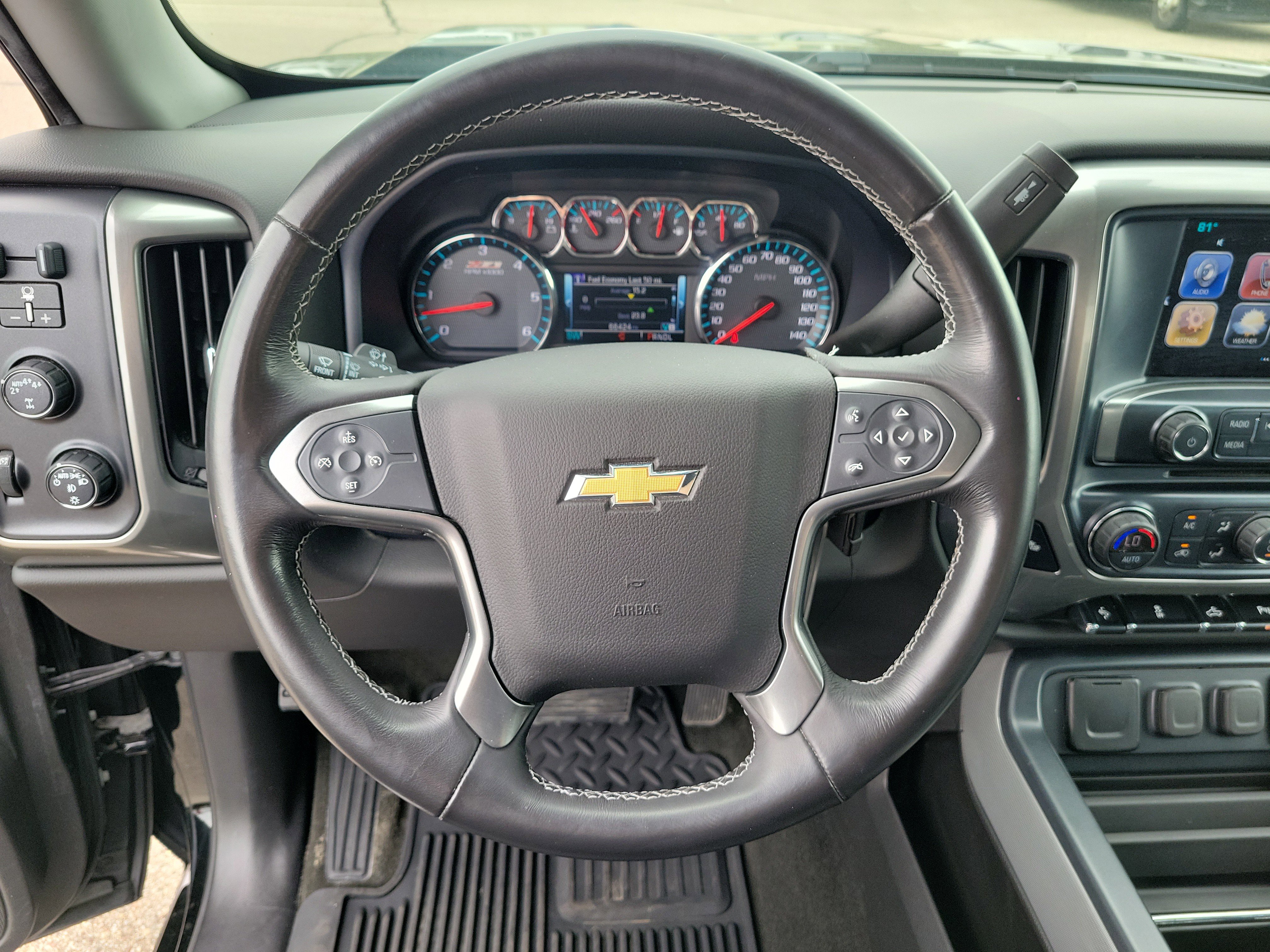 Used 2018 Chevrolet Silverado 1500 LT w/ Midnight Edition AWD/4WD image 21