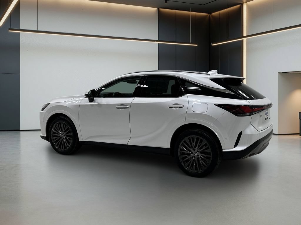 Used 2023 Lexus RX 350 FWD w/ Accessory Package image 3