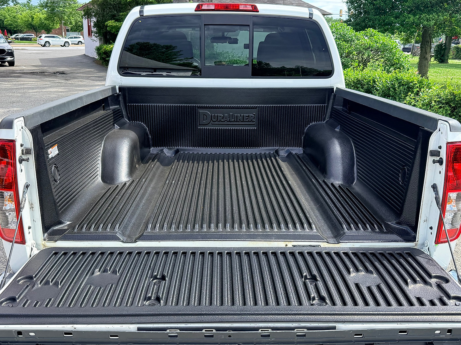Used 2021 Nissan Frontier SV AWD/4WD image 10
