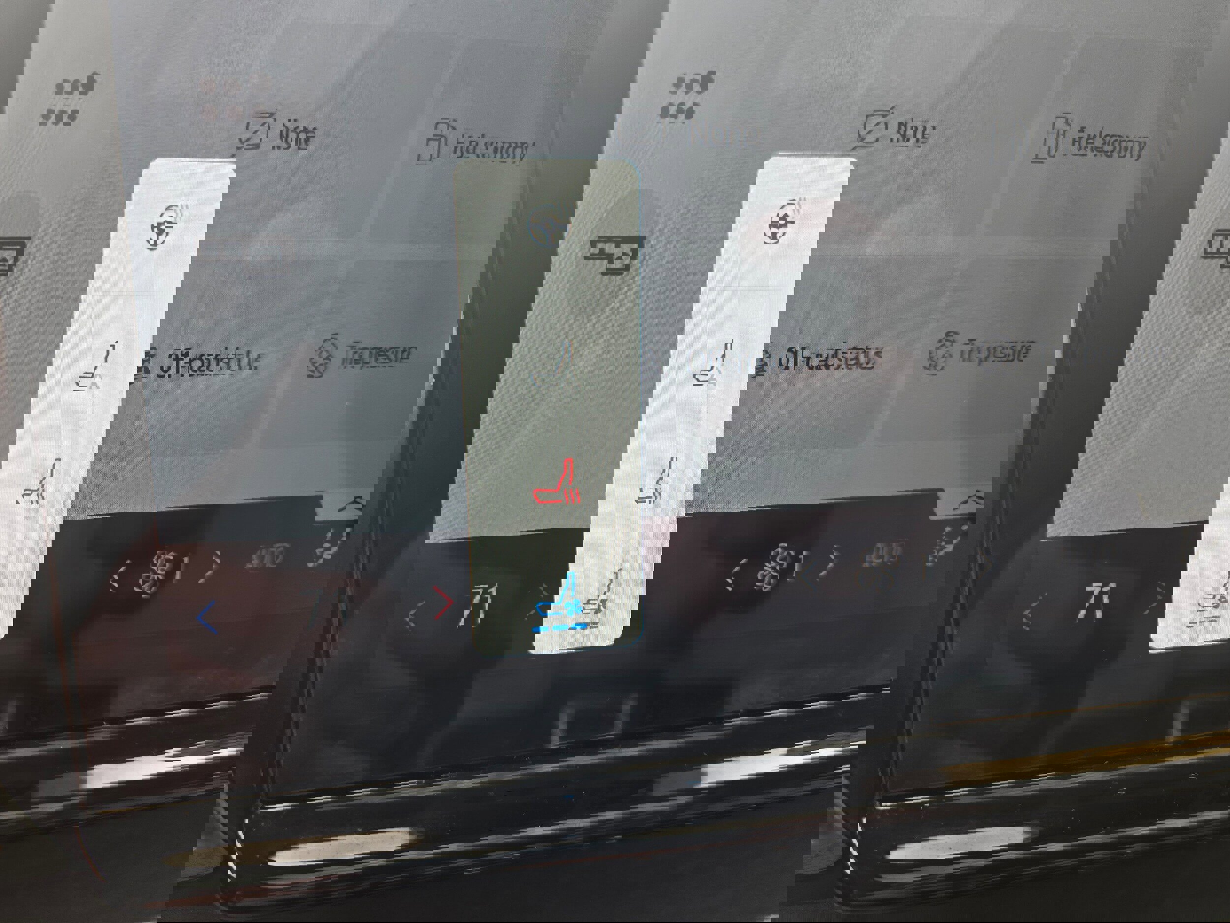 Certified 2025 Ford Expedition Platinum image 25