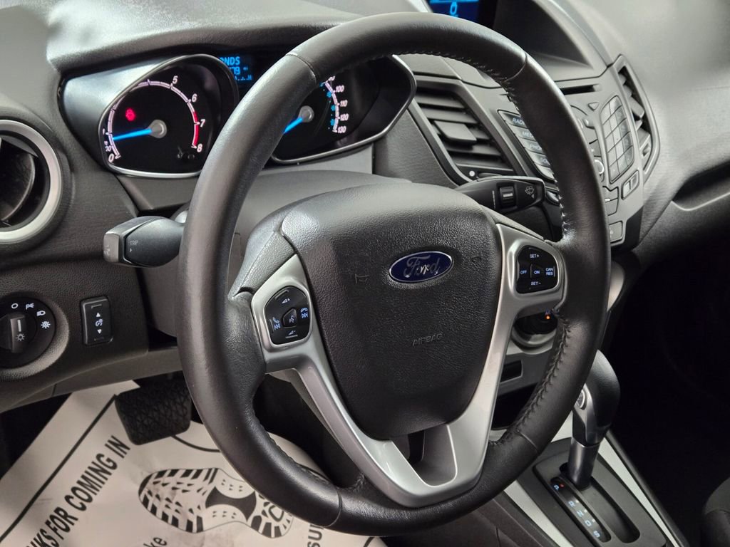 Used 2016 Ford Fiesta SE image 25