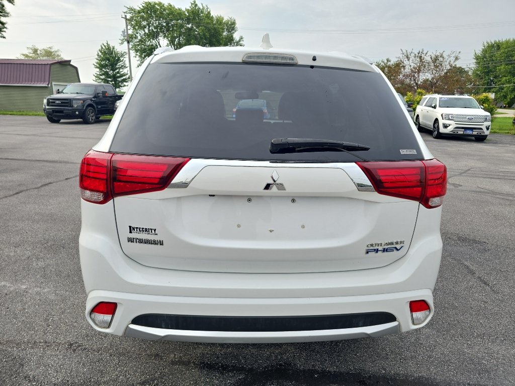 Used 2018 Mitsubishi Outlander SEL AWD/4WD image 7
